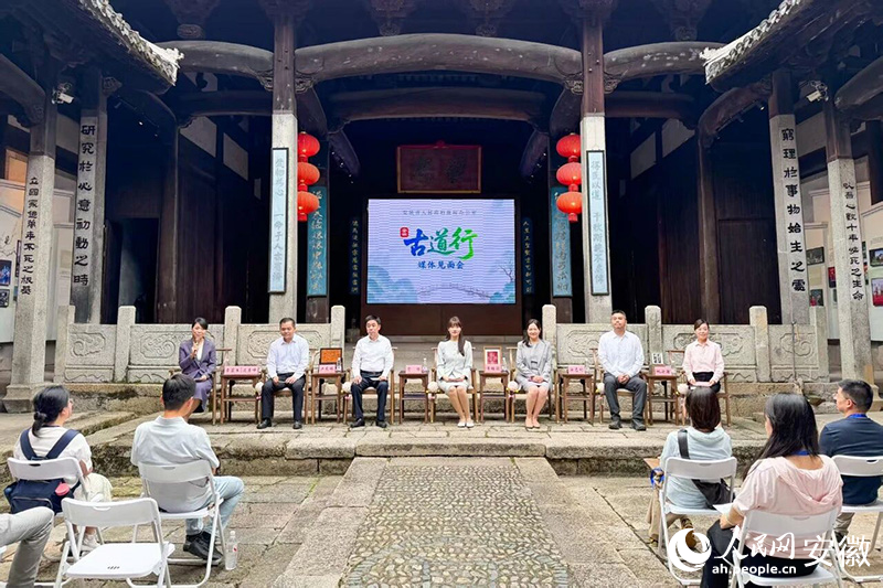 见面会现场。李希蒙摄