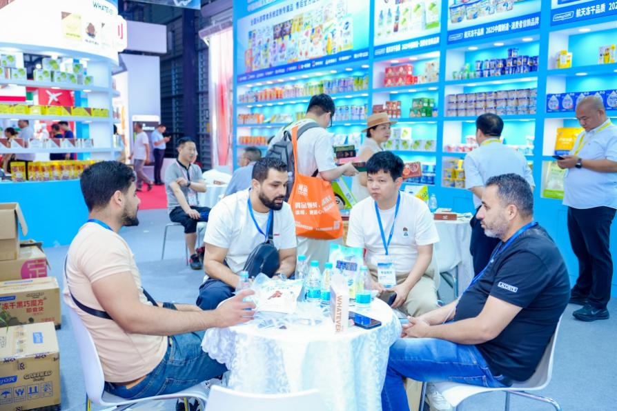 展会对外开放能级显著提升，吸引了十余个国家的50余名境外采购商到场。主办方供图
